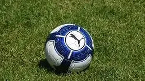 英足總盃：馬古尼批評夏維斯假摔引爭議，球迷憶及希臘時激動情景