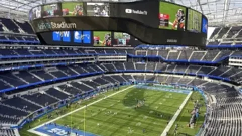 迈阿密10人战多伦多，惊险4-3获胜进16强，阿尔巴助攻显神威，送出两粒点球助威